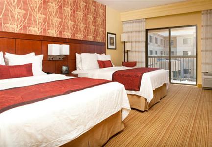 фото отеля Courtyard by Marriott Norman