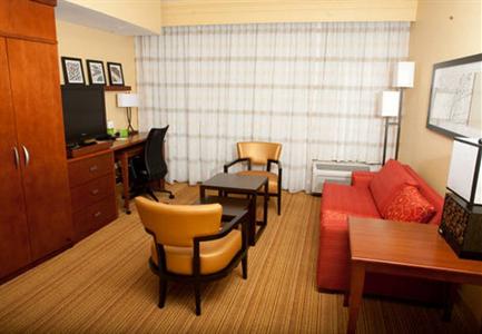 фото отеля Courtyard by Marriott Norman
