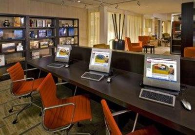 фото отеля Courtyard by Marriott Norman