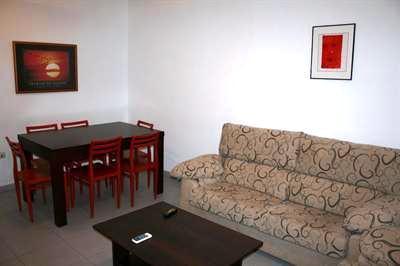 фото отеля Apartamentos Plaza