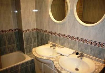 фото отеля Apartamentos Plaza
