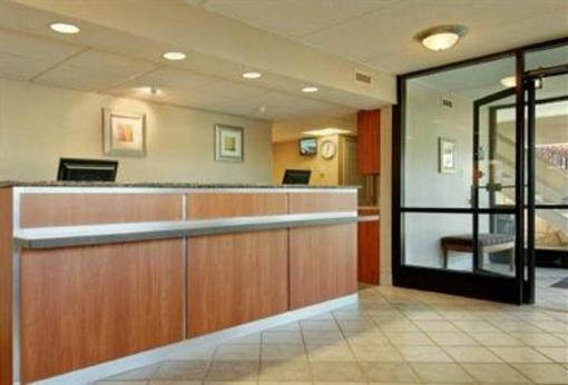 фото отеля Red Roof Inn Chapel Hill