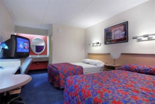 фото отеля Red Roof Inn Chapel Hill