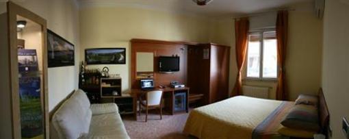 фото отеля Bed & Breakfast Michele Guesthouse Pisa