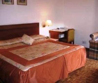 фото отеля Sarovar Portico, Manali