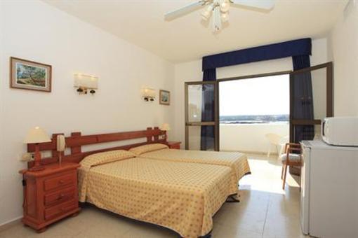 фото отеля Roca Bella Hotel Formentera