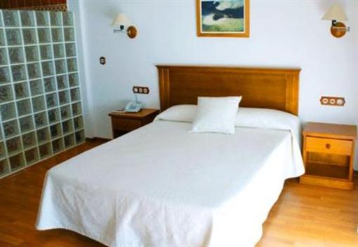 фото отеля Hotel Donde Caparros