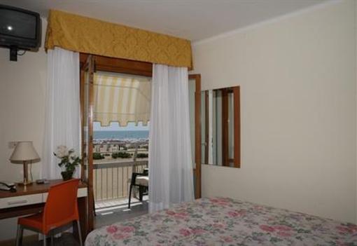 фото отеля Hotel Verona Caorle