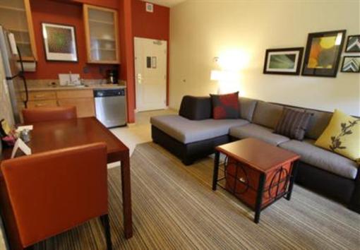 фото отеля Residence Inn Coralville