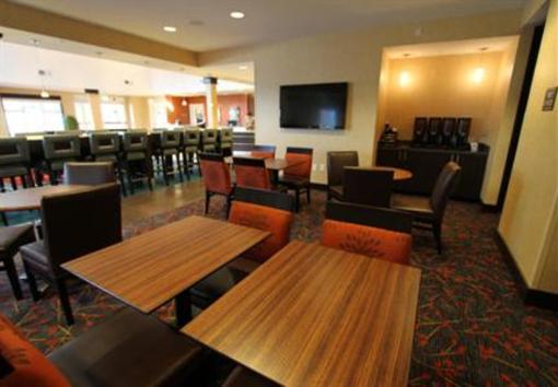 фото отеля Residence Inn Coralville