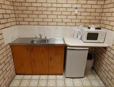 фото отеля Cowra Crest Motel
