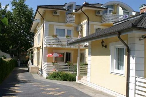 фото отеля Apartman Bella