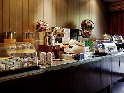 фото отеля Mercure Deauville Hotel du Yacht Club