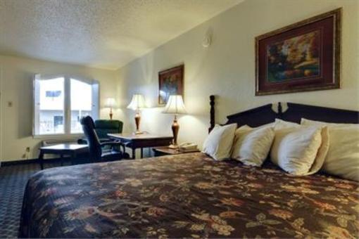 фото отеля Americas Best Value Inn Paris