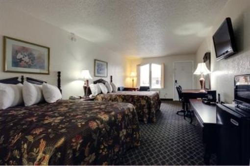 фото отеля Americas Best Value Inn Paris