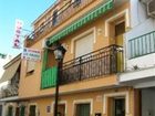 фото отеля Pension Los Faroles Guesthouse Fuengirola