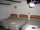 фото отеля Pension Los Faroles Guesthouse Fuengirola
