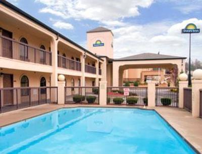 фото отеля Days Inn & Suites South Atlanta Stockbridge