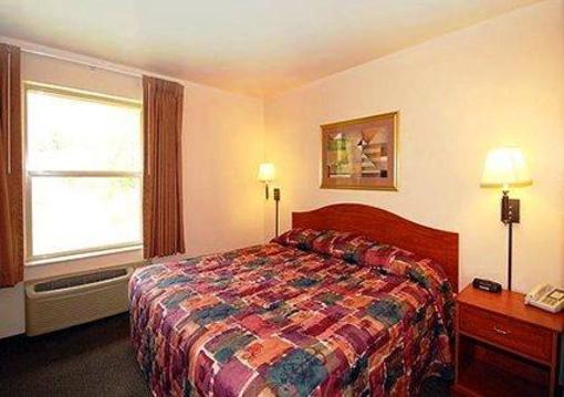 фото отеля Quality Inn & Suites Montclair