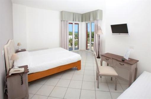 фото отеля Continental Hotel Senigallia