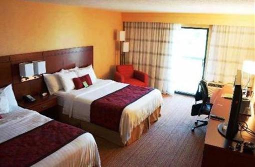 фото отеля Courtyard by Marriott Traverse City