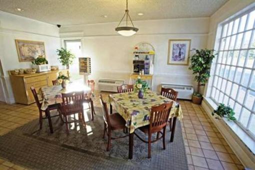 фото отеля Americas Best Value Inn Richmond South