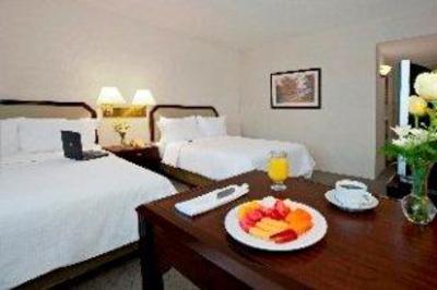 фото отеля Fiesta Inn Monterrey la Fe Aeropuerto