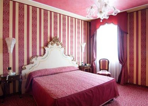 фото отеля Domus Cavanis