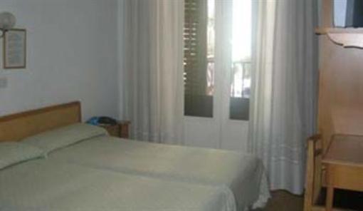 фото отеля Hostal Don Alfonso Madrid