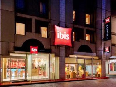 фото отеля Ibis Pau Centre