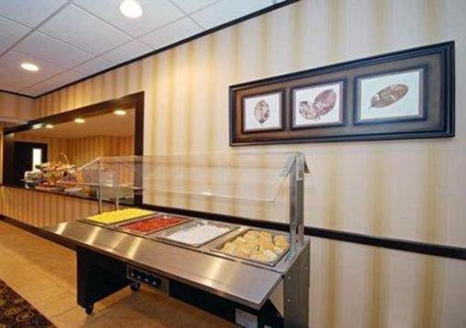 фото отеля Quality Inn Phenix City