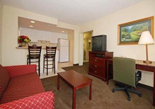 фото отеля Quality Inn Phenix City