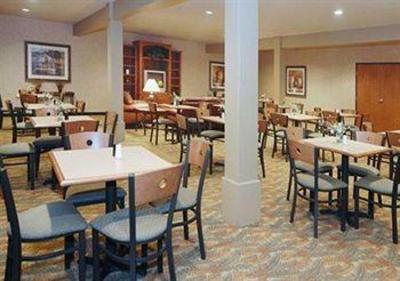 фото отеля Quality Suites College Station