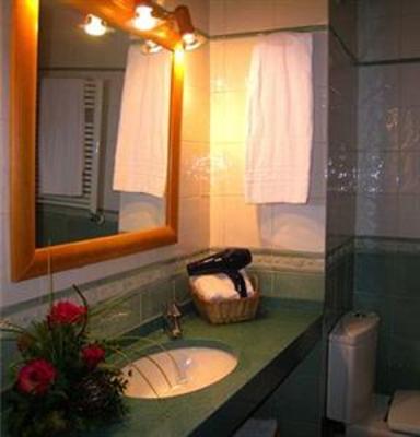 фото отеля Apartamentos H2 Opera