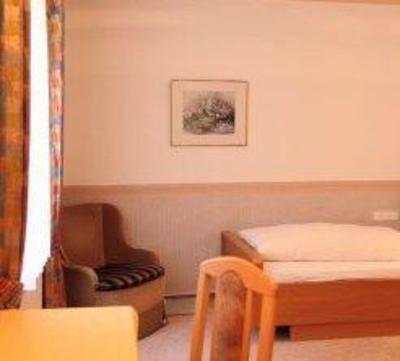 фото отеля Kur- und Ferienhotel Weingartner