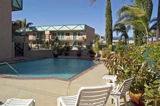 фото отеля Americas Best Value Inn & Suites Fontana