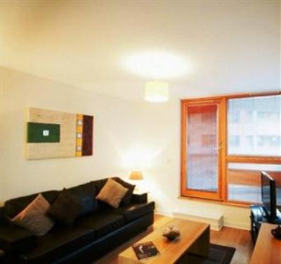 фото отеля Your Space Apartment Balmoral House