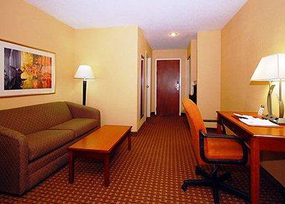 фото отеля Comfort Suites Port Allen