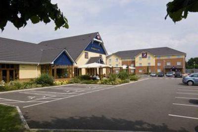 фото отеля Premier Inn Central Swindon