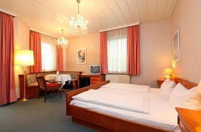 фото отеля Wittelsbacher Hof Swiss Quality Hotel
