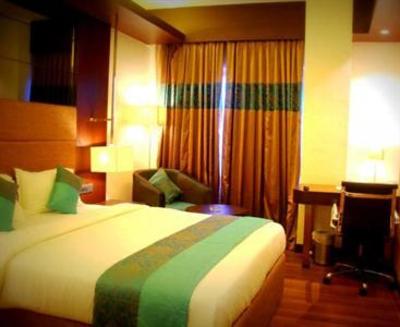фото отеля Grand Residence Chennai