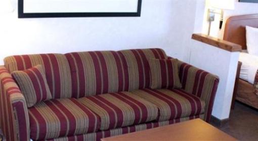 фото отеля AmericInn Hotel & Suites Rochester Airport