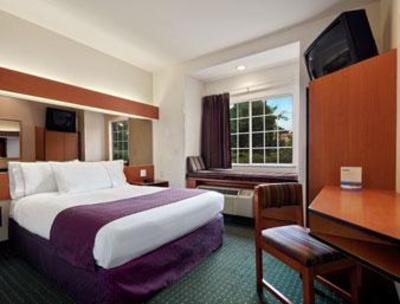 фото отеля Microtel Inn and Suites Mesquite (Texas)