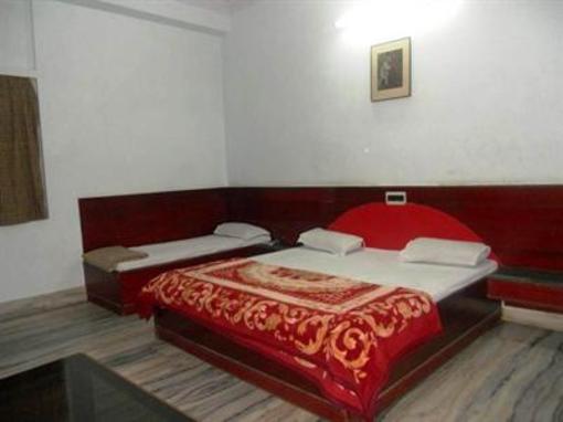 фото отеля Pratap Hotel Jaipur