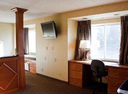 фото отеля Quality Inn & Suites North Polaris