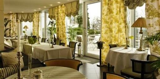 фото отеля Schlosshotel Burg Schlitz Hohen Demzin