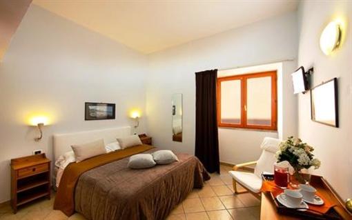 фото отеля Au Relais Rivoli