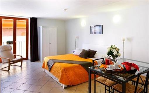 фото отеля Au Relais Rivoli