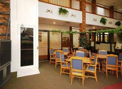 фото отеля Econo Lodge Inn & Suites Alexandria