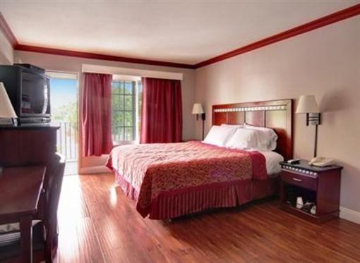 фото отеля Americas Best Inn Anaheim